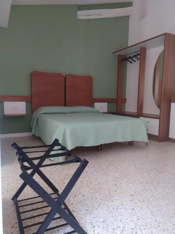 Guest House Scilla E Cariddi Tropea Bagian luar foto