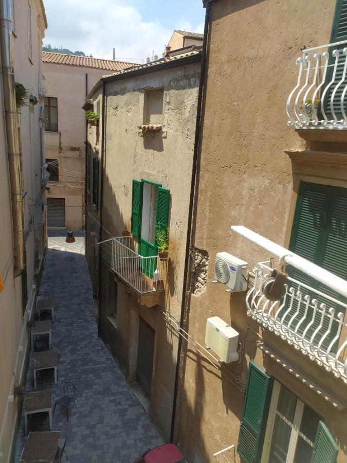 Guest House Scilla E Cariddi Tropea Bagian luar foto